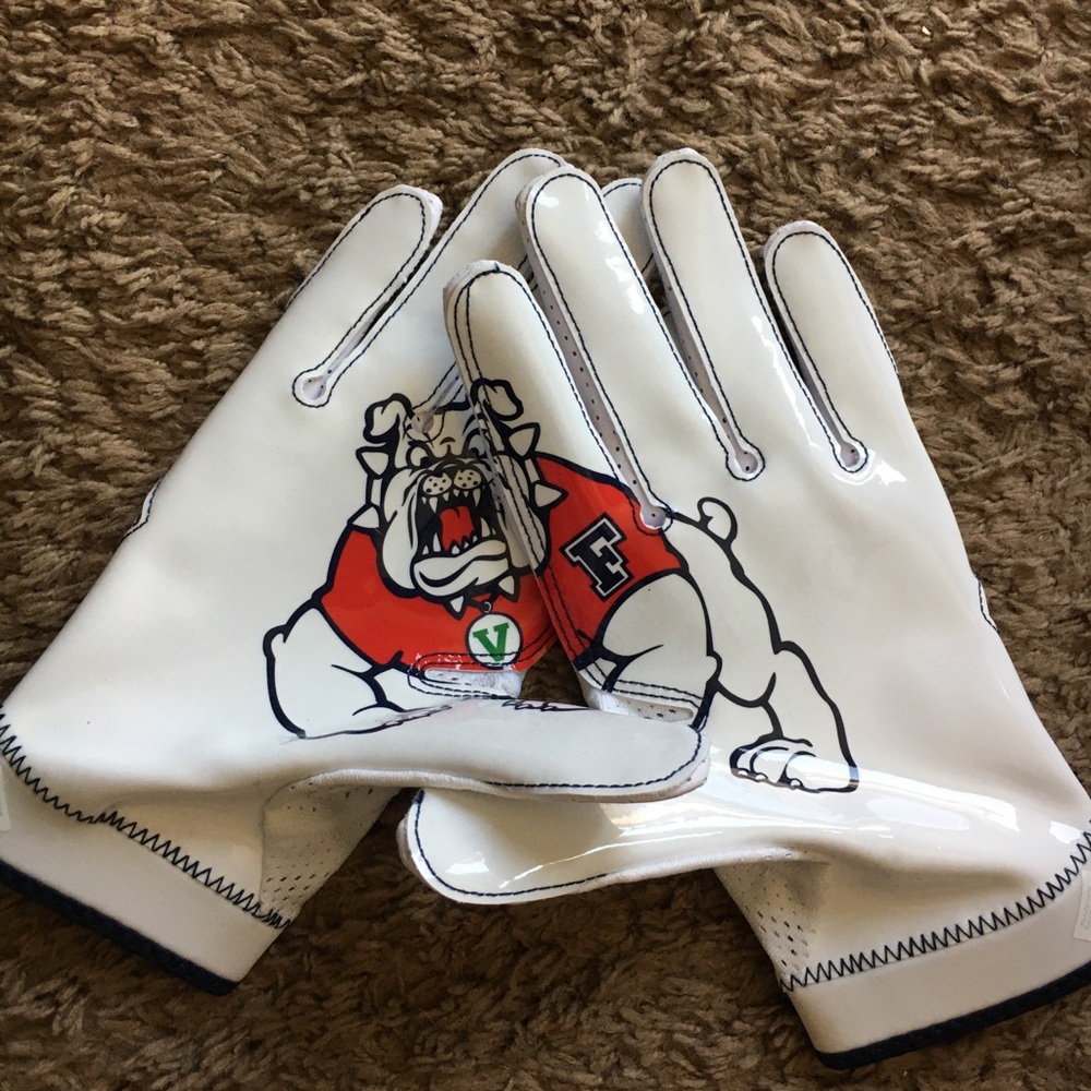 Nike Fresno state football gloves new xl